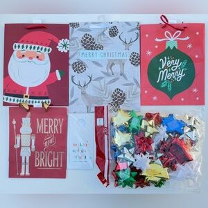 4 CHRISTMAS GIFT BAGS, 1 BAG of BOWS, 1 Set of 10 BOTTLE GIFT TAGS